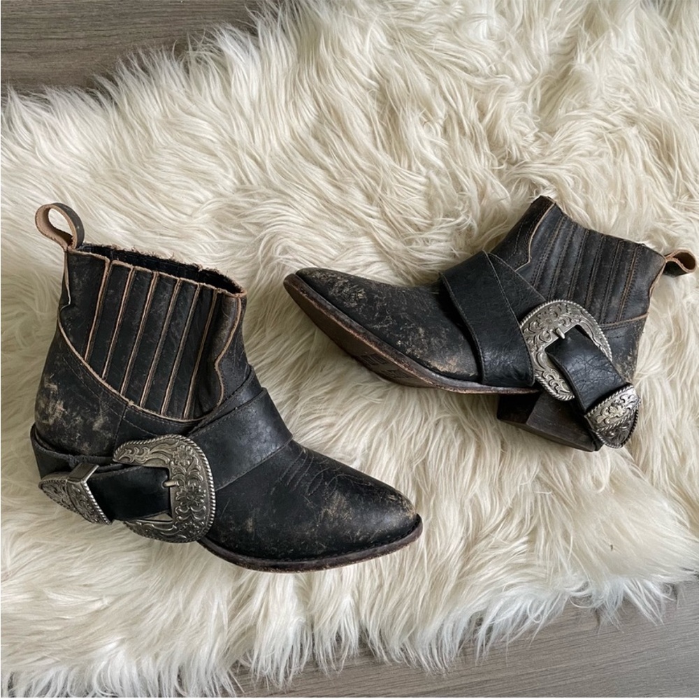 Understated Leather x Matisse Bitchin Biker Boot - Picture 2 of 16